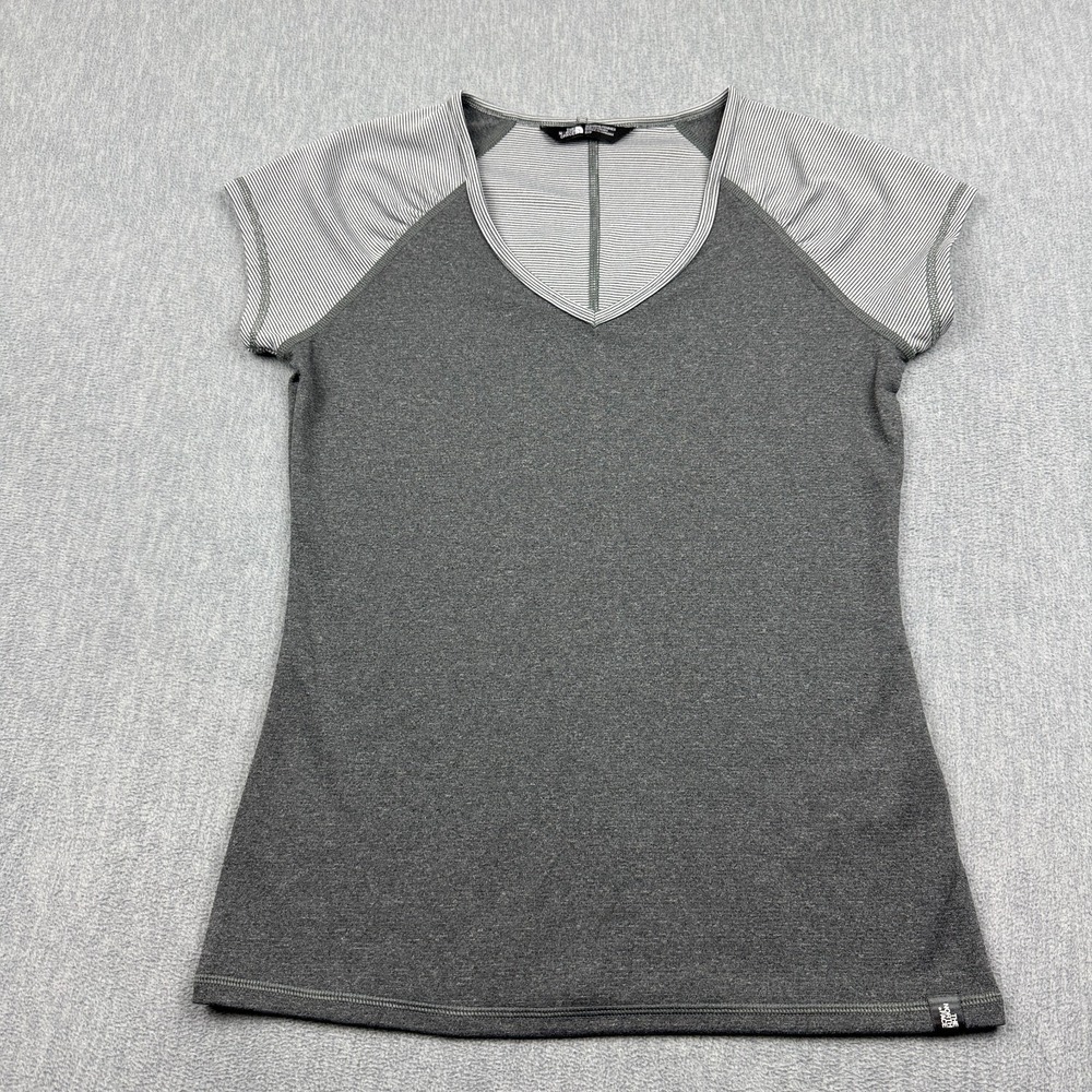 The North Face Shirt Womens Small Gray V-Neck Athletic Performance Training